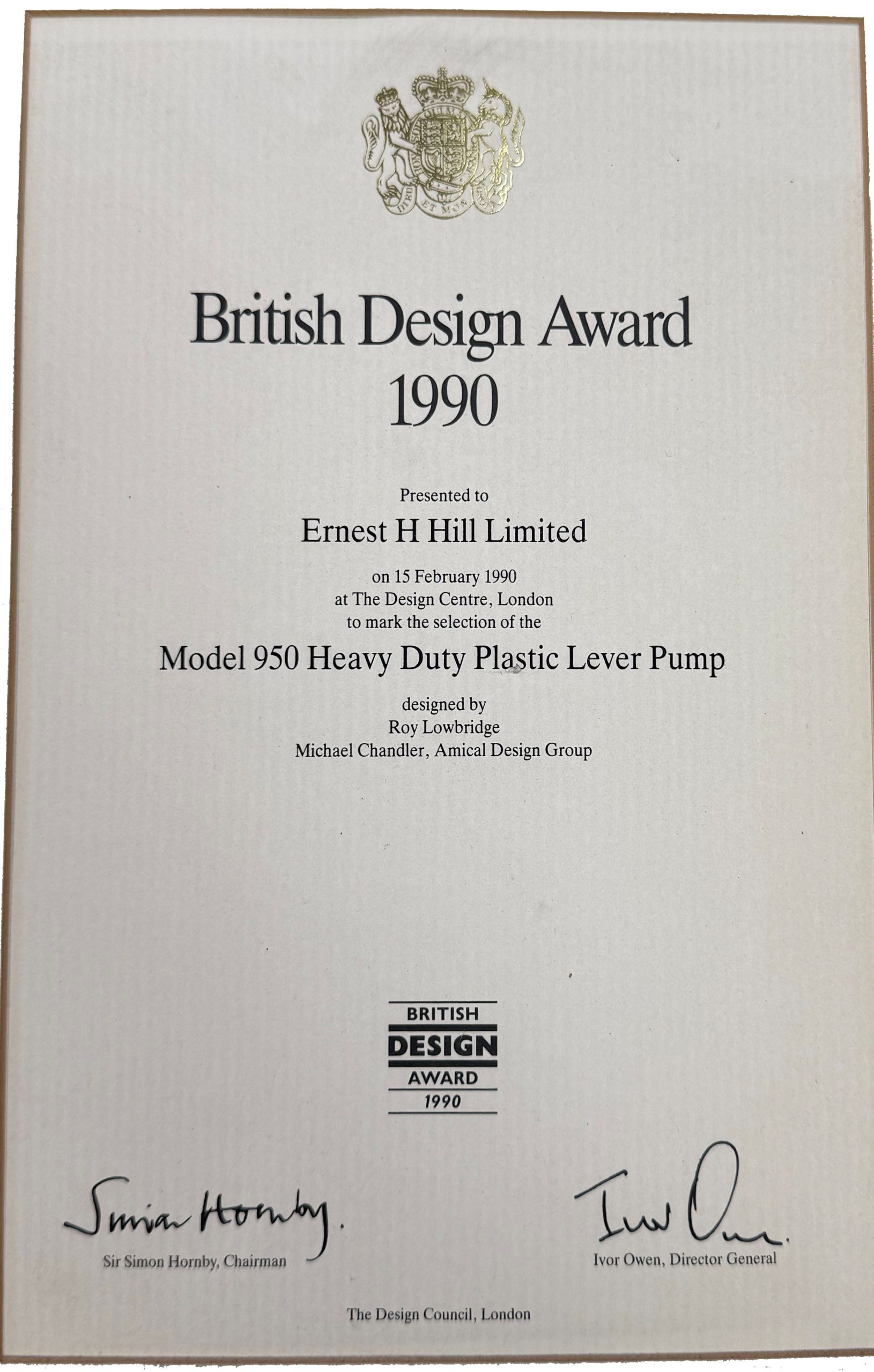 DESIGN AWARD CUT OUT